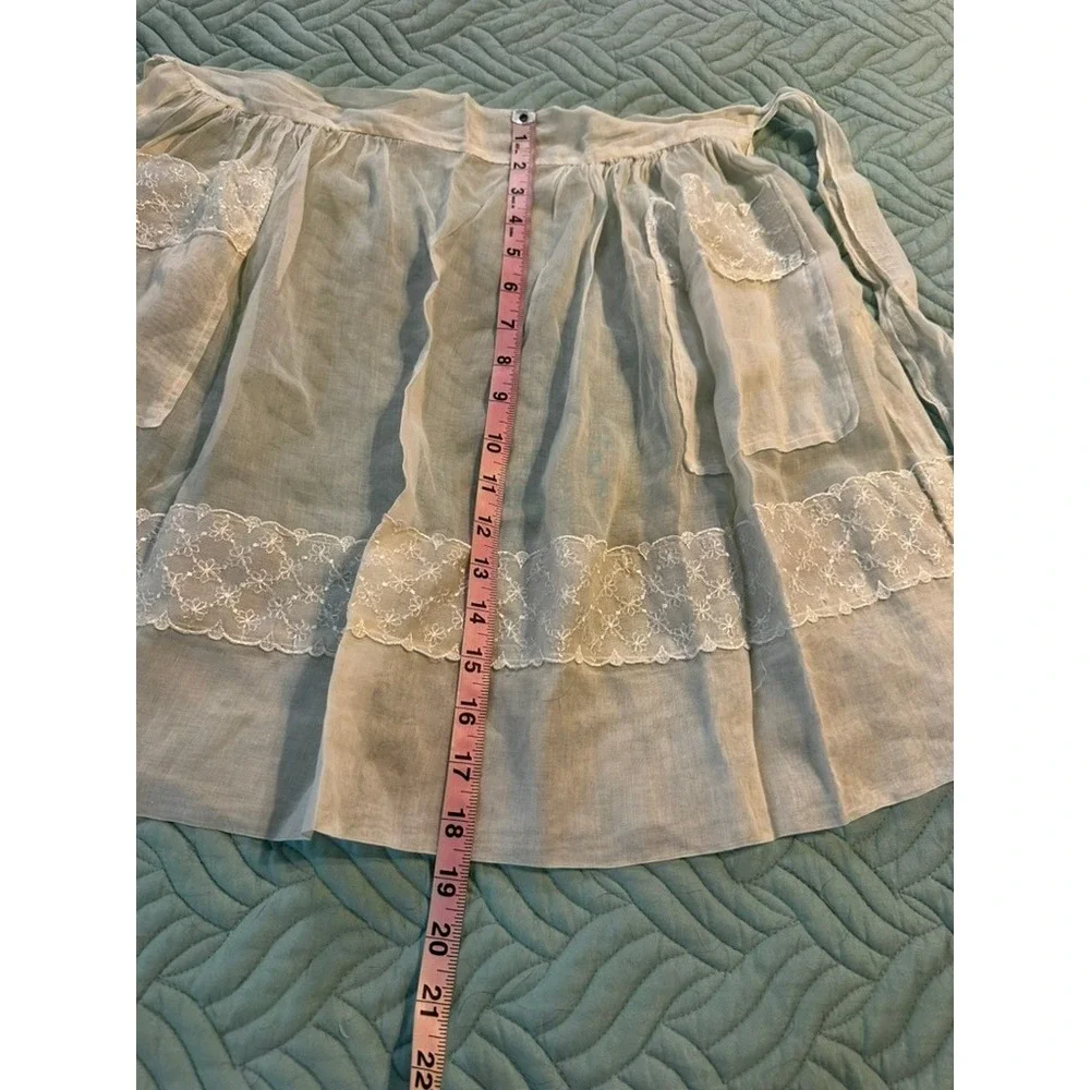 Vintage White Sheer Half Apron Lace Trim Dual Pockets Retro Kitchen Costume